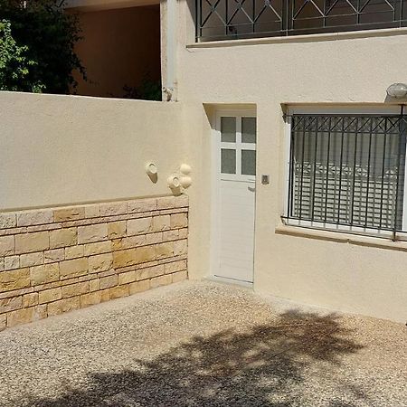 Honeybee 1 - Sunny Studio In The Center Of Rafina Exteriör bild